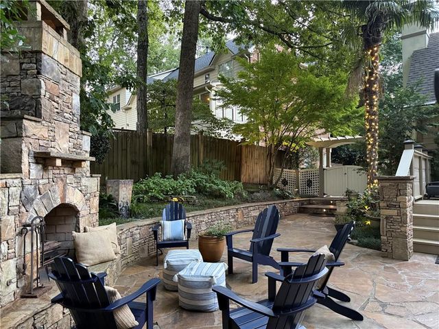 1402 Downington View NW, Acworth, GA 30101