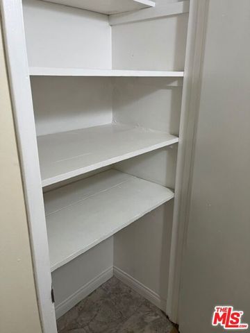 1909 Albany St, Delano, CA 93215