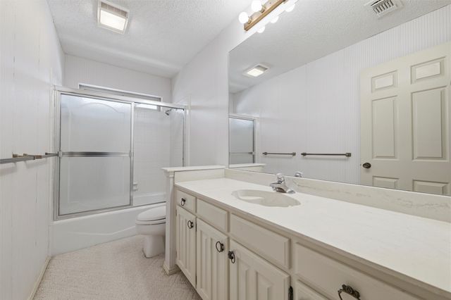 1216 Saint Andrews Drive, Mansfield, TX 76063