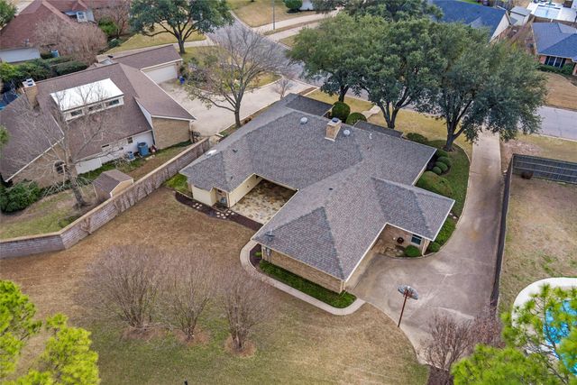 1216 Saint Andrews Drive, Mansfield, TX 76063