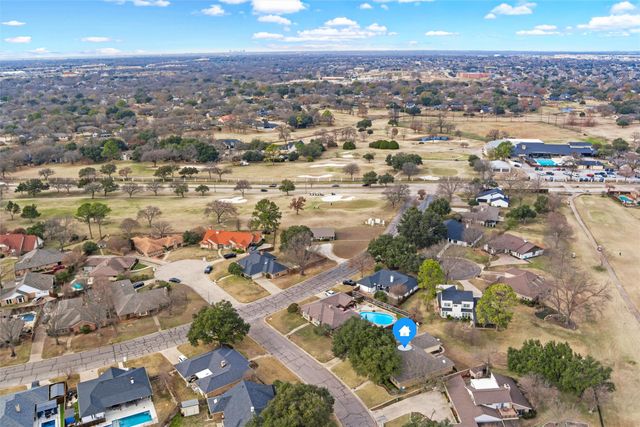 1216 Saint Andrews Drive, Mansfield, TX 76063