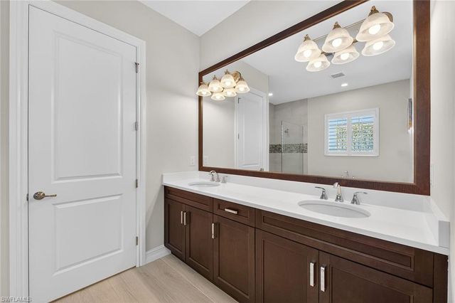 3169 Capistrano LN, Naples, FL 34114