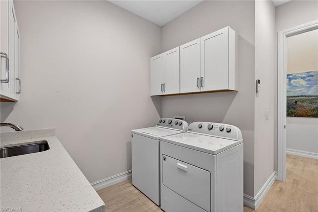 3169 Capistrano LN, Naples, FL 34114