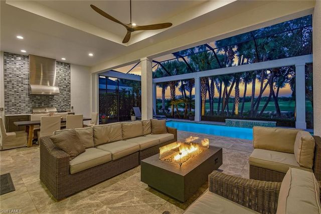 3169 Capistrano LN, Naples, FL 34114