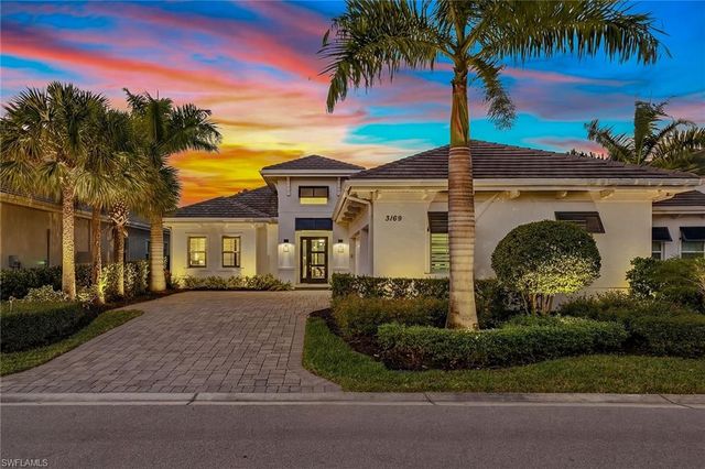 3169 Capistrano LN, Naples, FL 34114