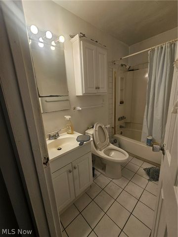 3750 Maplecrest Road, Woodmere, OH 44122