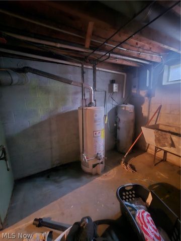 3750 Maplecrest Road, Woodmere, OH 44122