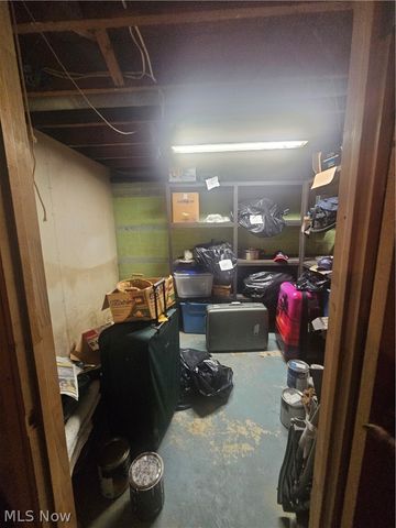 3750 Maplecrest Road, Woodmere, OH 44122