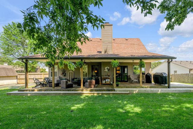 395 Colony Drive, Versailles, KY 40383