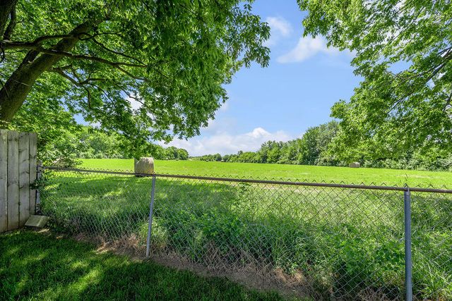 395 Colony Drive, Versailles, KY 40383