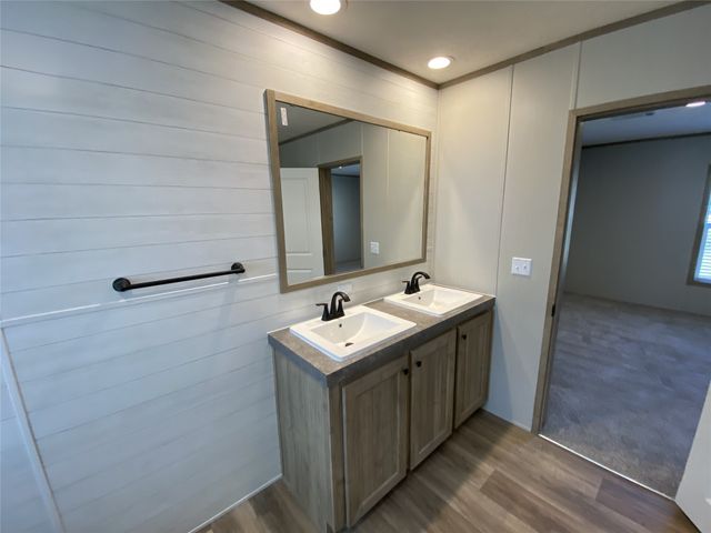 266 Deer Park Drive, Grand Cane, LA 71032