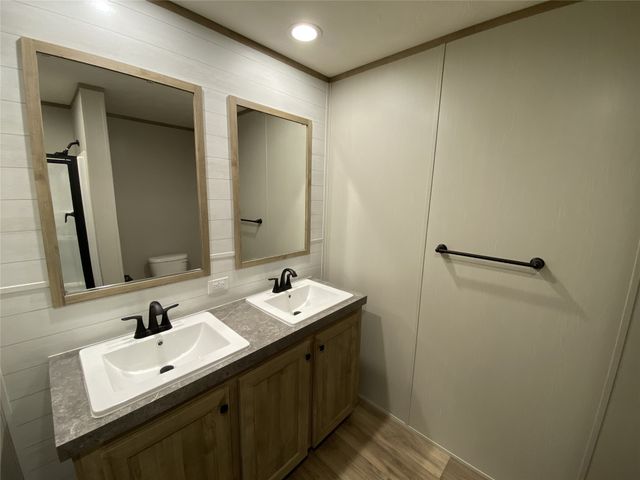 266 Deer Park Drive, Grand Cane, LA 71032