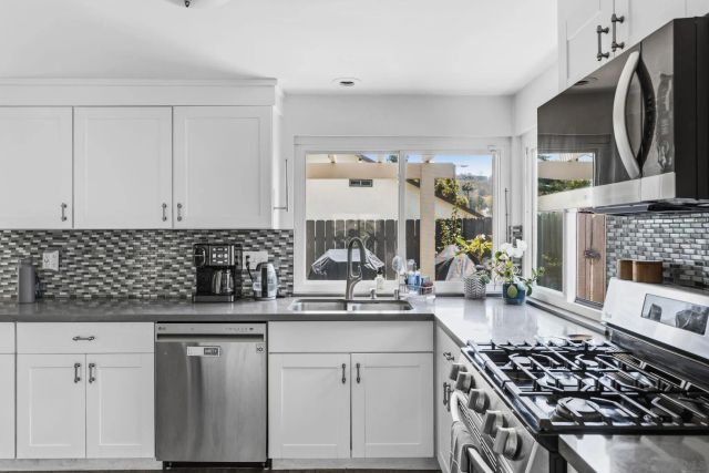 10131 Canyonridge, Spring Valley, CA 91977