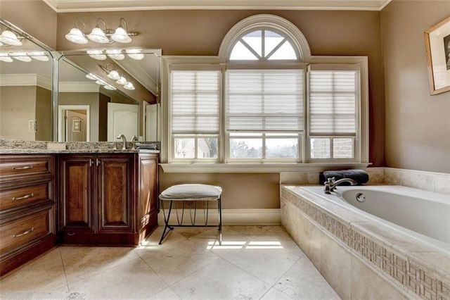 6232 Clapham, Johns Creek, GA 30097