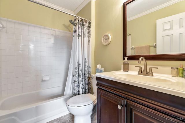 6341 Kings Arms Way, Fairfield, OH 45014