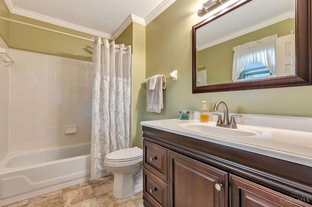 6341 Kings Arms Way, Fairfield, OH 45014