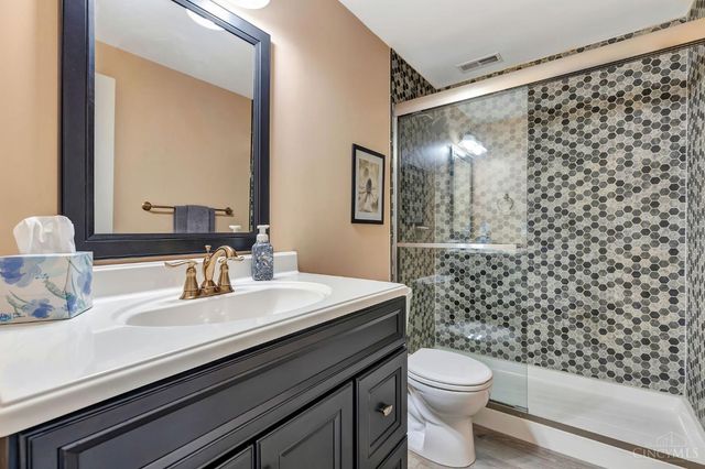 6341 Kings Arms Way, Fairfield, OH 45014