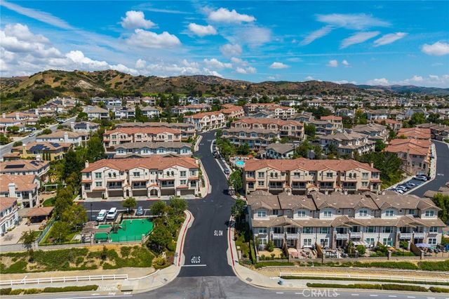 3877 Par, Yorba Linda, CA 92886