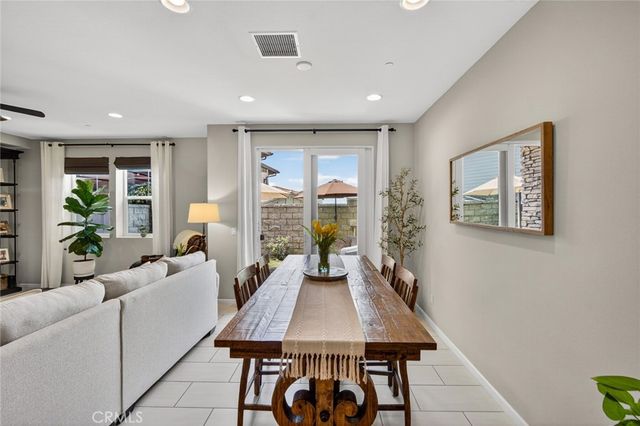 3877 Par, Yorba Linda, CA 92886