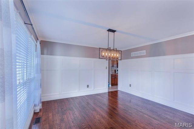752 Charleston Oaks Drive, Ballwin, MO 63021