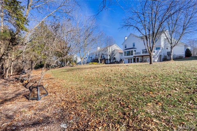 752 Charleston Oaks Drive, Ballwin, MO 63021