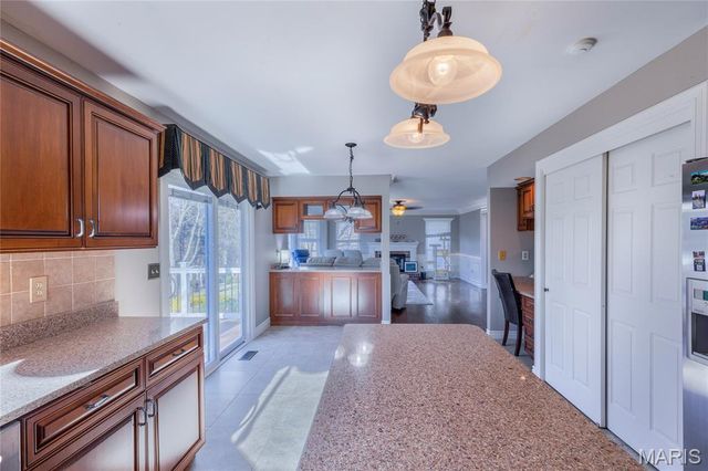 752 Charleston Oaks Drive, Ballwin, MO 63021
