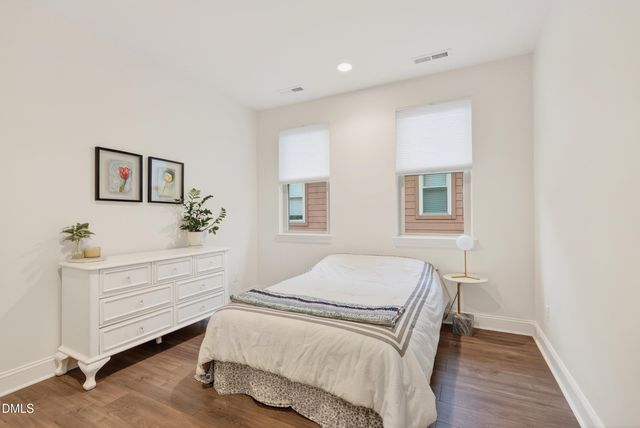 927 E Ramseur Street, Durham, NC 27701