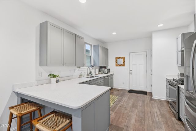 927 E Ramseur Street, Durham, NC 27701