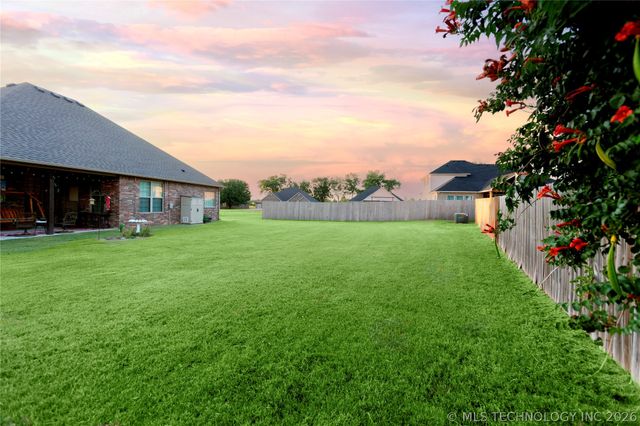 509 Kimberly Drive, Checotah, OK 74426