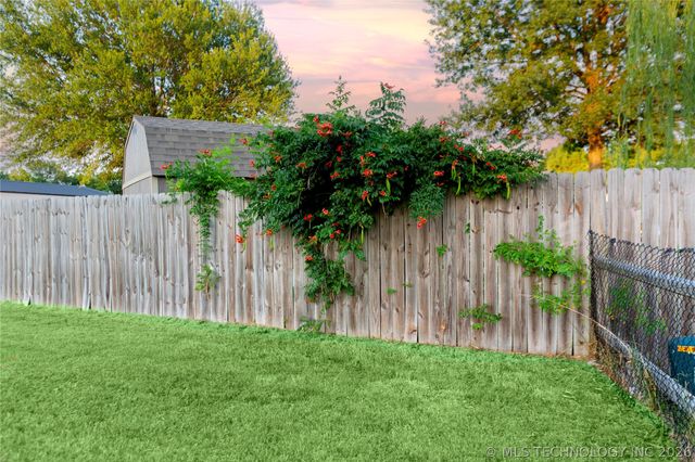 509 Kimberly Drive, Checotah, OK 74426