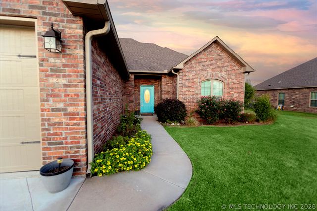 509 Kimberly Drive, Checotah, OK 74426