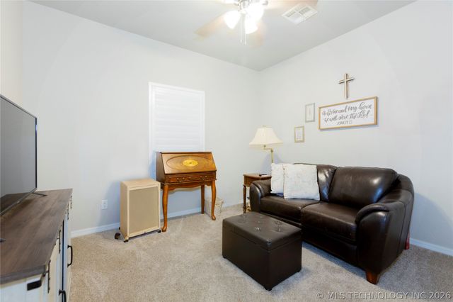 509 Kimberly Drive, Checotah, OK 74426