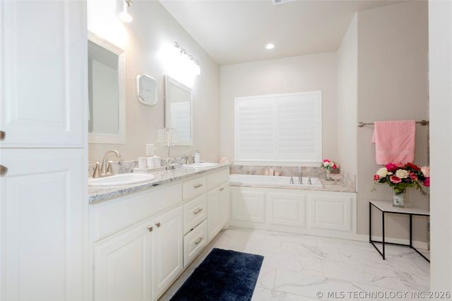 509 Kimberly Drive, Checotah, OK 74426