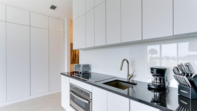 51 MACEWEN DRIVE 5, Osprey, FL 34229