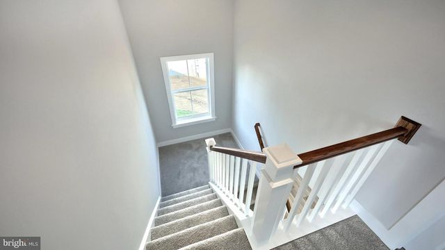 2231 S AUTUMN CHASE DR, Mechanicsburg, PA 17055