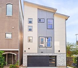 608 W 28th Street C, Houston, TX 77008