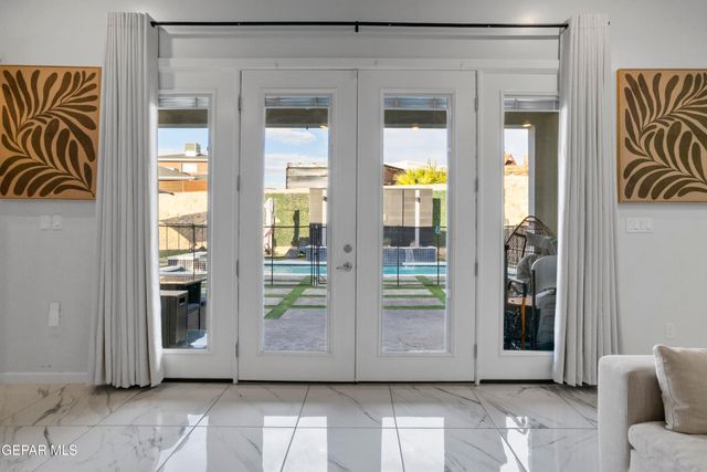 7785 Enchanted Trail Drive, El Paso, TX 79911