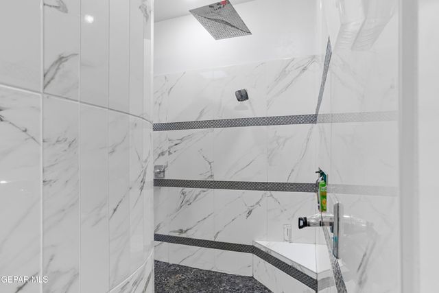 7785 Enchanted Trail Drive, El Paso, TX 79911