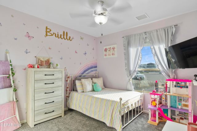 7785 Enchanted Trail Drive, El Paso, TX 79911