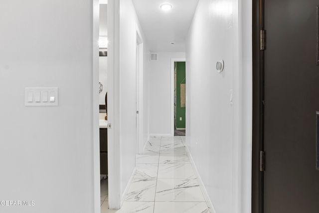 7785 Enchanted Trail Drive, El Paso, TX 79911