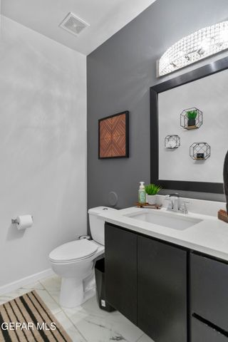 7785 Enchanted Trail Drive, El Paso, TX 79911