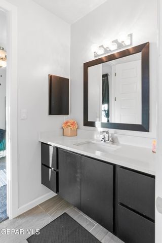 7785 Enchanted Trail Drive, El Paso, TX 79911