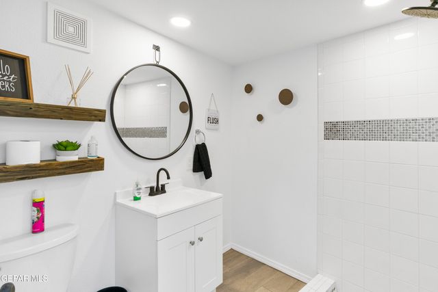 7785 Enchanted Trail Drive, El Paso, TX 79911