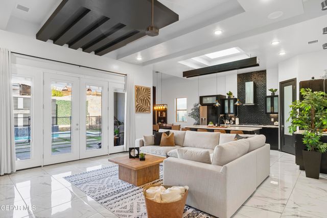 7785 Enchanted Trail Drive, El Paso, TX 79911