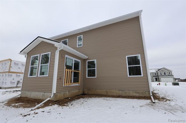 4238 Cedar Lane, Grand Blanc, MI 48439