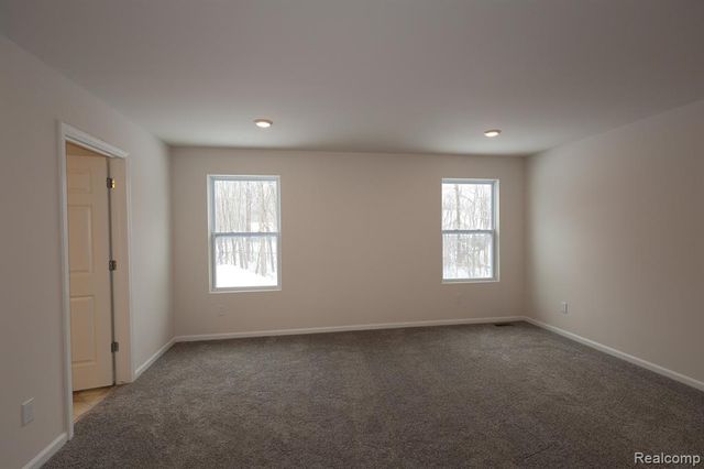 4238 Cedar Lane, Grand Blanc, MI 48439