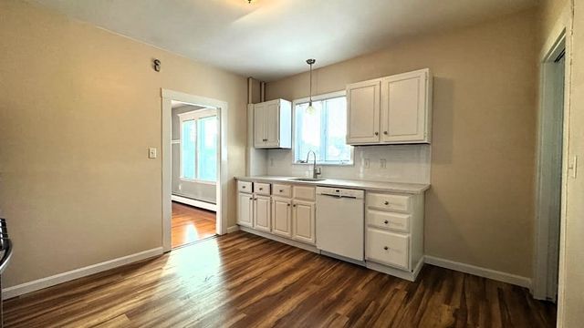 114 Fayerweather St 2, Cambridge, MA 02138
