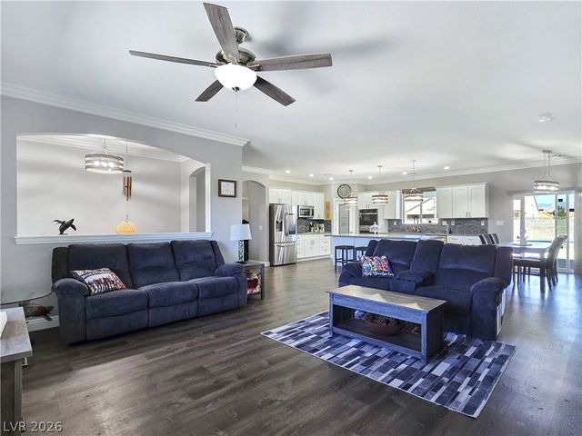 6611 Parkwood Court, Pahrump, NV 89061