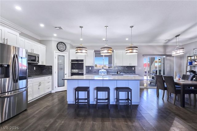 6611 Parkwood Court, Pahrump, NV 89061