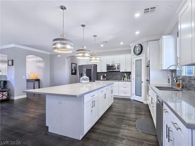 6611 Parkwood Court, Pahrump, NV 89061